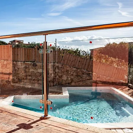 Villa Faro 39 *